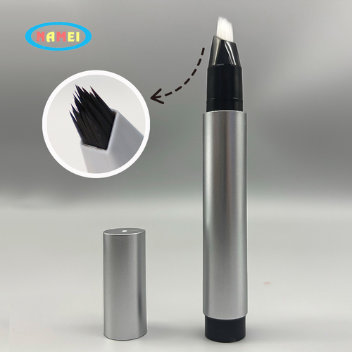Neueste Unternehmensnachrichten über Entdecken Sie innovative Eyeliner-Stiftverpackungen und leere Make-upbehälter.