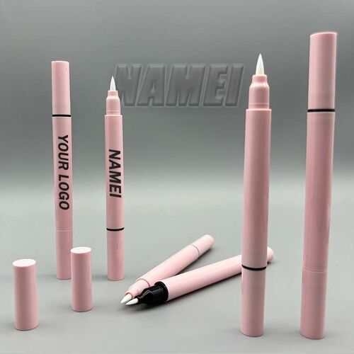 Jüngste Firmenblogs über Großhandel Kosmetikstift mit doppelter Spitze, leerer Make-up-Stift mit Baumwollspitze und optionalem Stempelapplikator