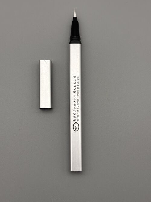 Jüngste Firmenblogs über Quadratisches Rohr luftdichte flüssige Kosmetikstiftverpackung, kundenspezifisches leeres Eyeliner-Stiftrohr für Private Label Beauty Manufacturer