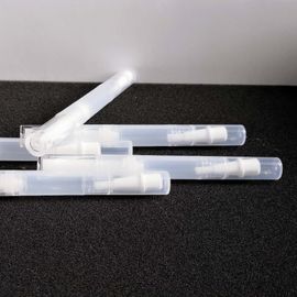 Materieller Lipgloss-Bleistift-transparente Farbe pp. 121,5 * 15.9mm Soem-Service