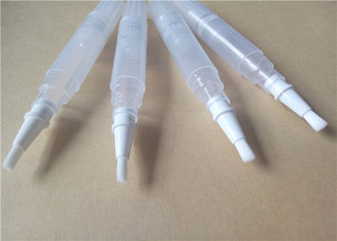 Ein guter Preis. Schönheitsmakeup Lippen Glanz Bleistift Tube Einfache Verwendung Mit Logo-Design 121,9 * 15mm Online