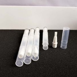 Ein guter Preis. Neues PP-Material Lippenstift Lippenstift, Lippenstiftröhren Transparente Farbe OEM Online
